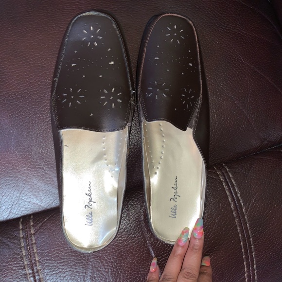 womens wide width shoes size 11